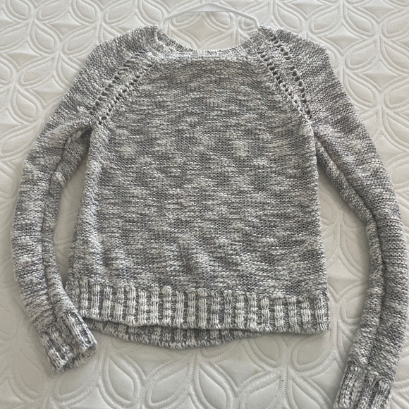 Sweater - Picture 1 of 1